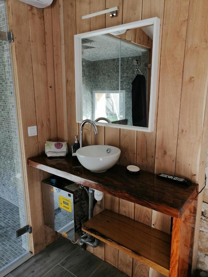 La Salamandre Apartment Vic-le-Comte ภายนอก รูปภาพ